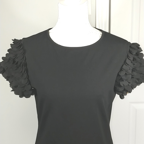 Spanner - Pretty statement sleeve top, black size Small - Picture 6 of 7